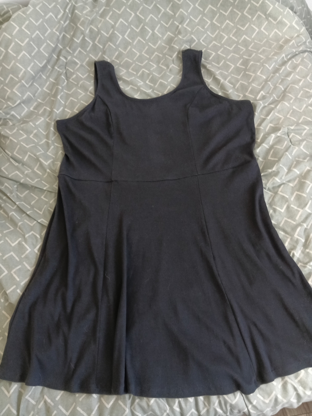 Black Flared Tank Top with Scoop Neck